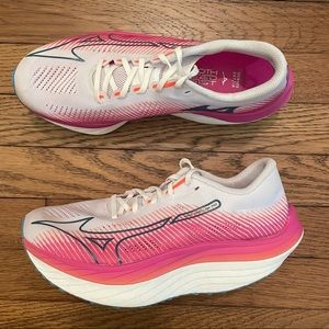 Mizuno Wave Rebellion Pro